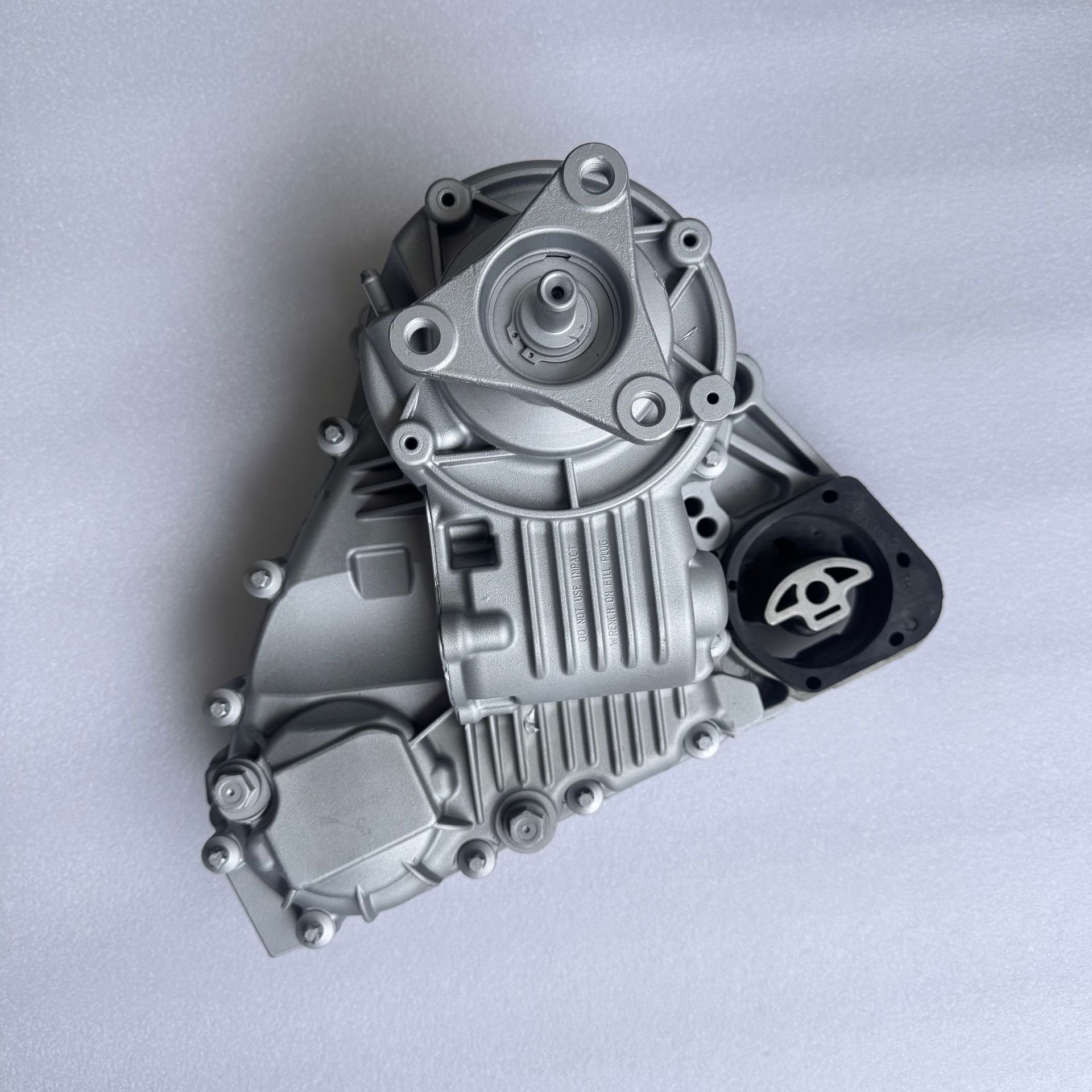 Four-wheel drive transfer case ATC400 ATC-400 27107573216 27103455136 is suitable for BMW