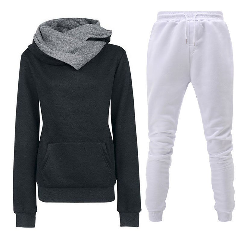En stock 23 Otoño e Invierno Nuevo traje de ropa deportiva con Capucha forrada de lana para mujer bolso cálido suéter pantalones ropa de mujer al por mayor