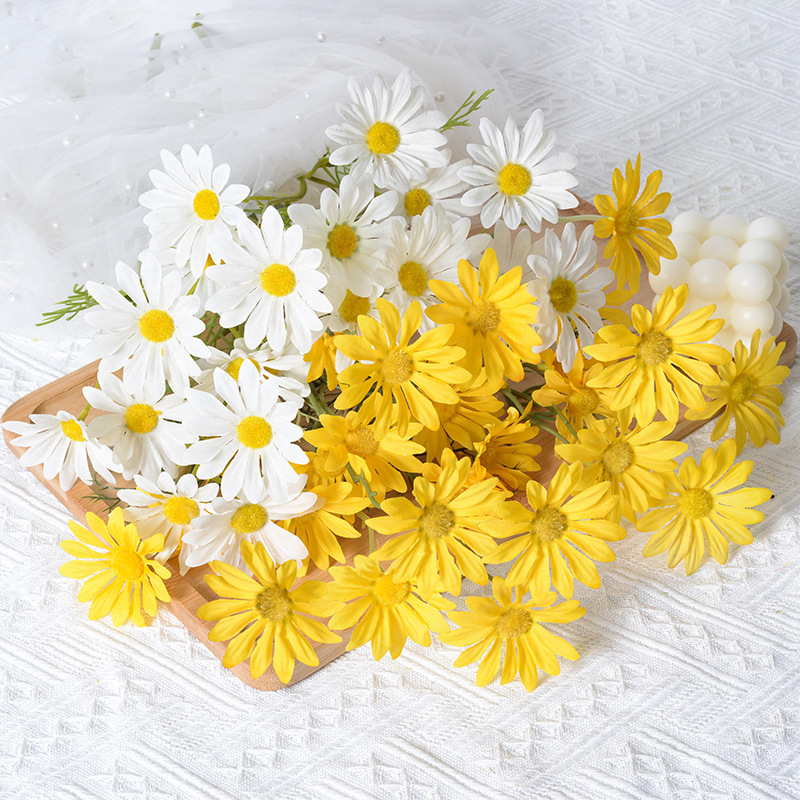Artificial Flowers, Simulated Daisies, Dutch Chrysanthemums, Cosmos Fake Bouquets, Photo Props, Home Hotel Wedding Decoration Flowers Artificial Flowers, Simulated Daisies, Dutch Chrysanthemums, Cosmos Fake Bouquets, Photo Props, Home Hotel Wedding Decoration Flowers