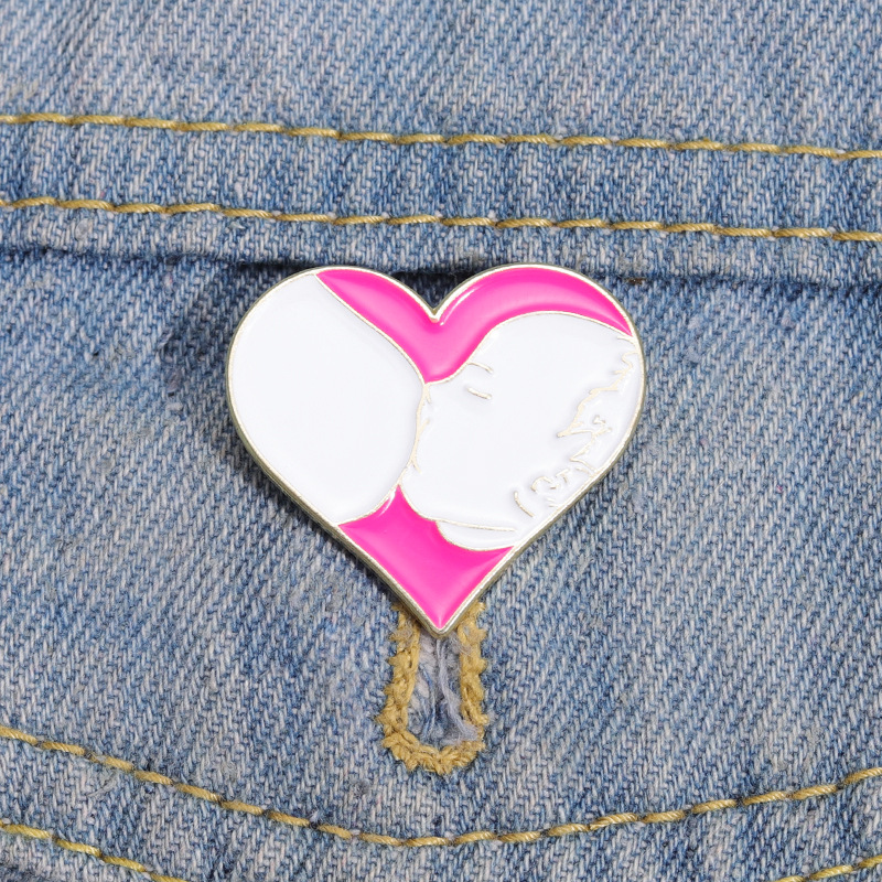 Unisex Gender Casual Pin Heart Shape Alloy Plating Unisex Brooches