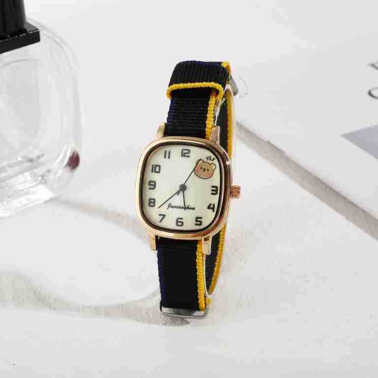 Selezionato nuovo nylon minimalista con quadrante quadrato e rotondo Serie Little Bear Dial Orologi al quarzo carini e casual per studenti e studentesse_voghion.com