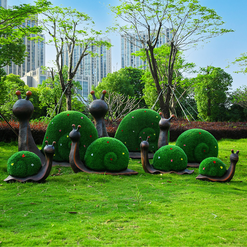 Lawn Landscape Sculpture Garden Snail Outdoor Glass Fiberglass Ornaments Toddler Plant Kindergarten Green Animal Ornaments