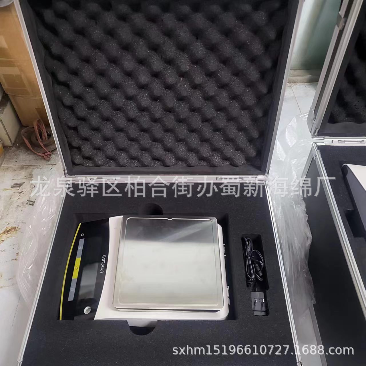 厂家供应黑色60度40度EVA回弹泡沫/EVA硬泡沫一体成型工具箱内衬