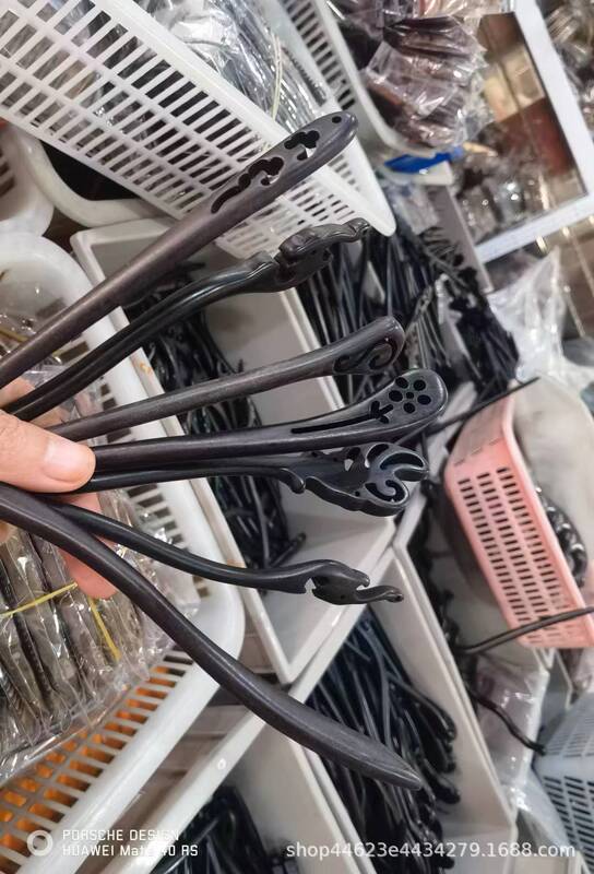 木のかんざしの手作りの古典的な紫檀の木のかんざしの足取りは古風の髪飾りの古代のかんざしの頭飾りの彫刻メーカーの直接販売を揺り動かします。|undefined