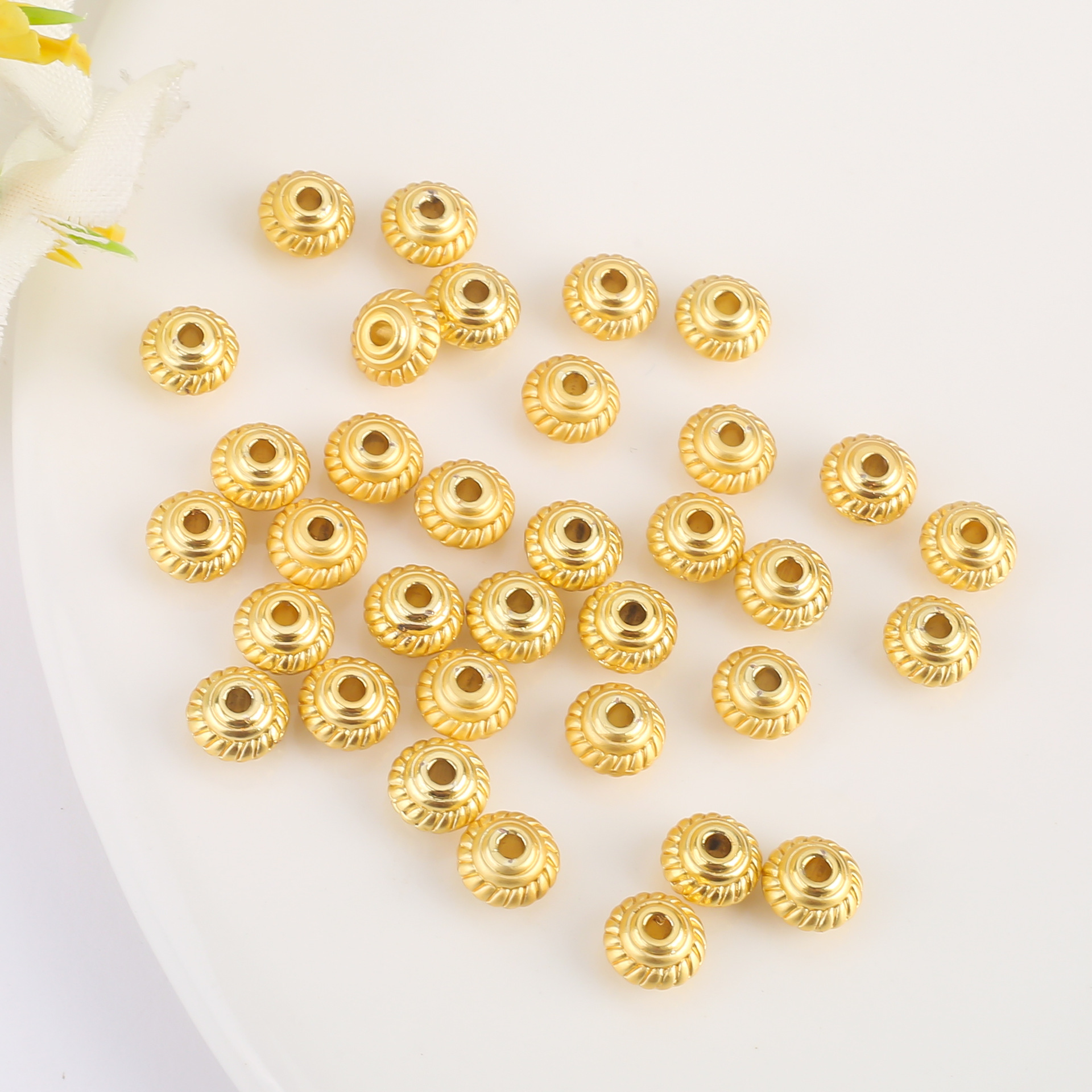 18K arena oro antiguo oro color protección cuentas redondas ovni espaciador diy pulsera collar accesorios de joyería al por mayor