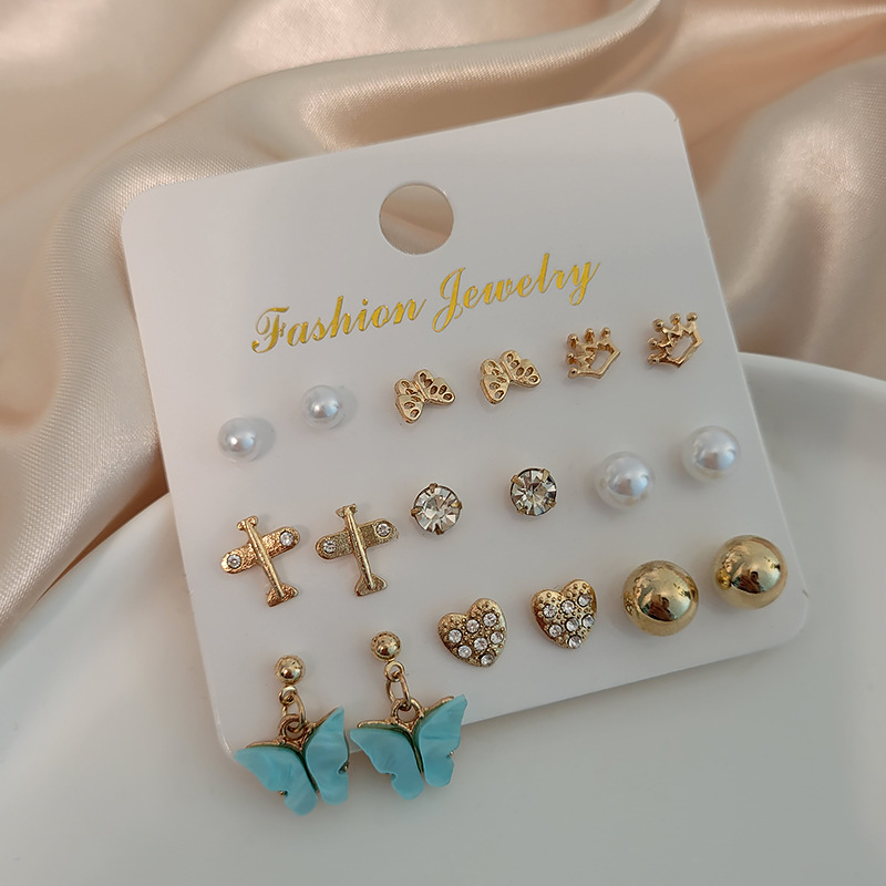 Retro Diamond-studded Opal Flower Pearl Earrings Multi-pair Wholesale Nihaojewelry display picture 2