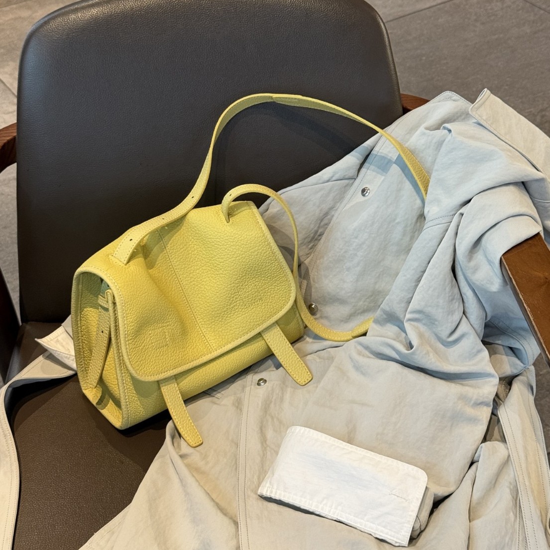 Retro Flap Messenger Bag For Women 2026 New Arrival Versatile Minimalist Shoulder Underarm Bag Commuter Crossbody Small Tote - Thumbnail 2