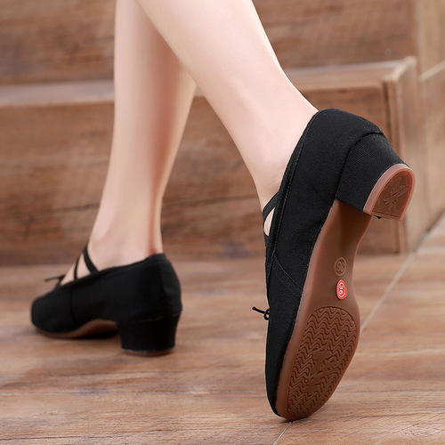 Outdoor tendon-soled square dance shoes, canvas straps, dance yoga performance teachers, soft-soled classical dance shoes