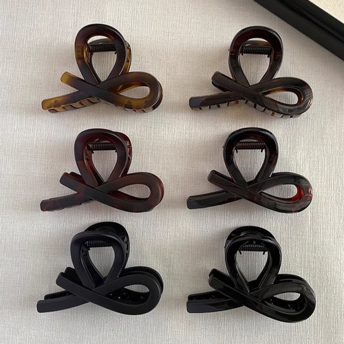 Niche design, simple half-tied hair clip, feminine and high-end hair clip, 2024 new style hair clip headgear
