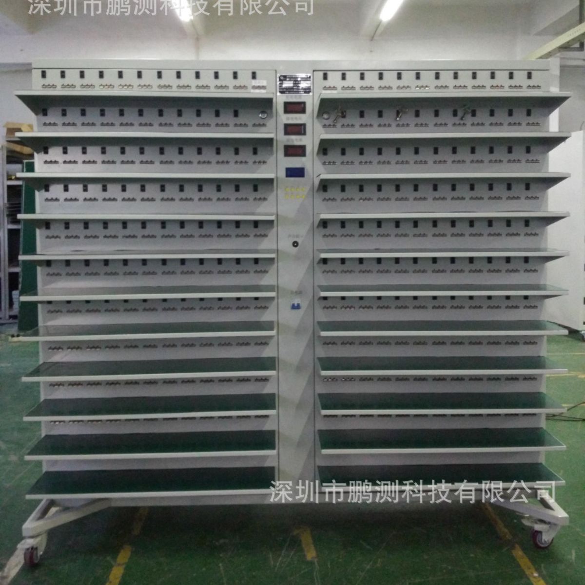 厂家直供480位528位移动电源老化架1充2放 半自动版 带黑色插座