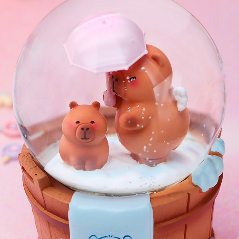 Douyin Little Red Book Venta caliente Kapibara Crystal Ball Música Brillante Nieve, Lindo capibara Decoración Regalo para niños