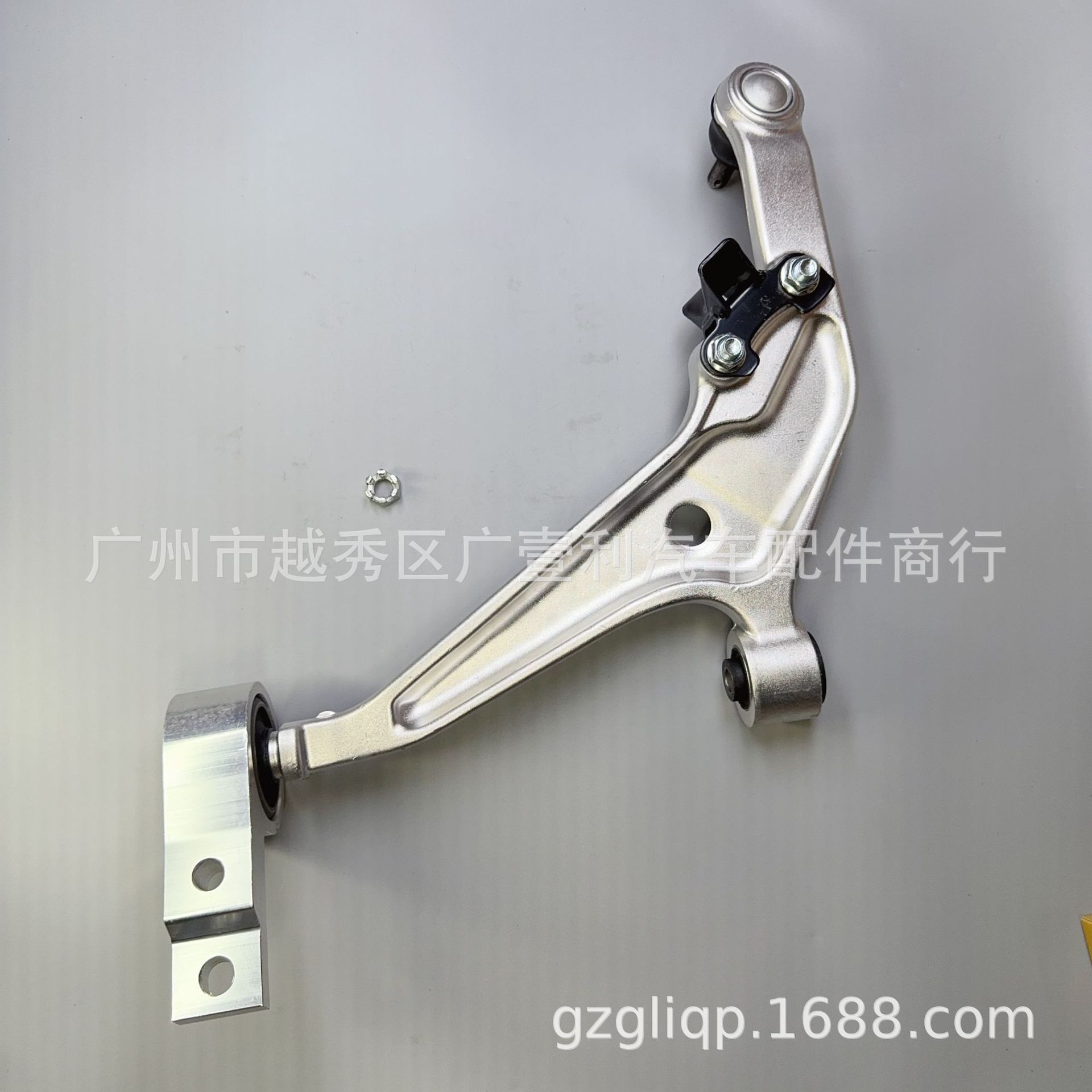 Applicable 54500-8H310 54500-8H31A Qijun T30 lower suspension lower control arm RH