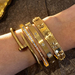 ���ҟ��N������ӟ��u��r�к��s��ˮ����ɫ���P�18k�𿨿����C