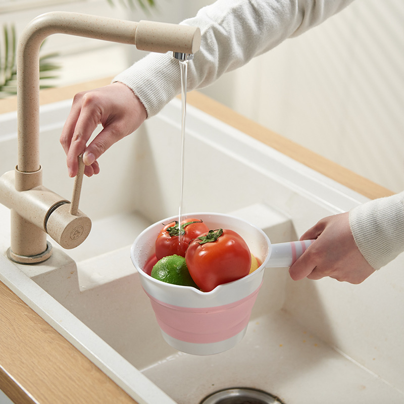 Folding Water Ladle Portable Travel Outdoor Ladle Household Creative Bath Spoon Long Handle Bath Spoon Household Water Ladle