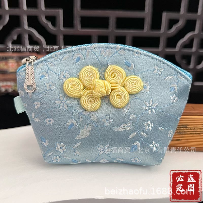 하늘색 쌀꽃 껍질