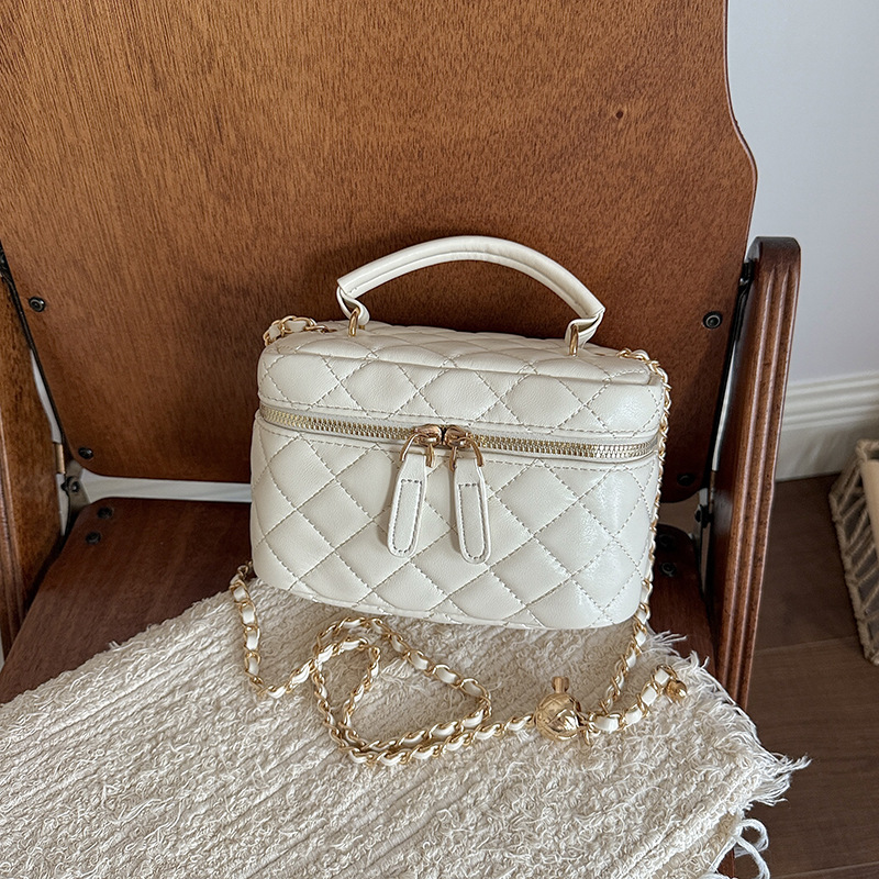 Bagos de mano de viento de fragancia para mujeres 2026 nueva cadena de textura de diamante bolso de hombro nicho bolso de caja de alta calidad