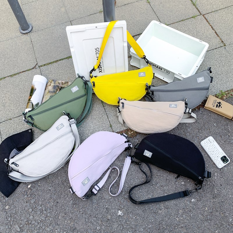 Bolsa de hombro para niños coreanos, moda de gran capacidad, letras extranjeras, mochila para bebés, nueva bolsa de viaje para niños.