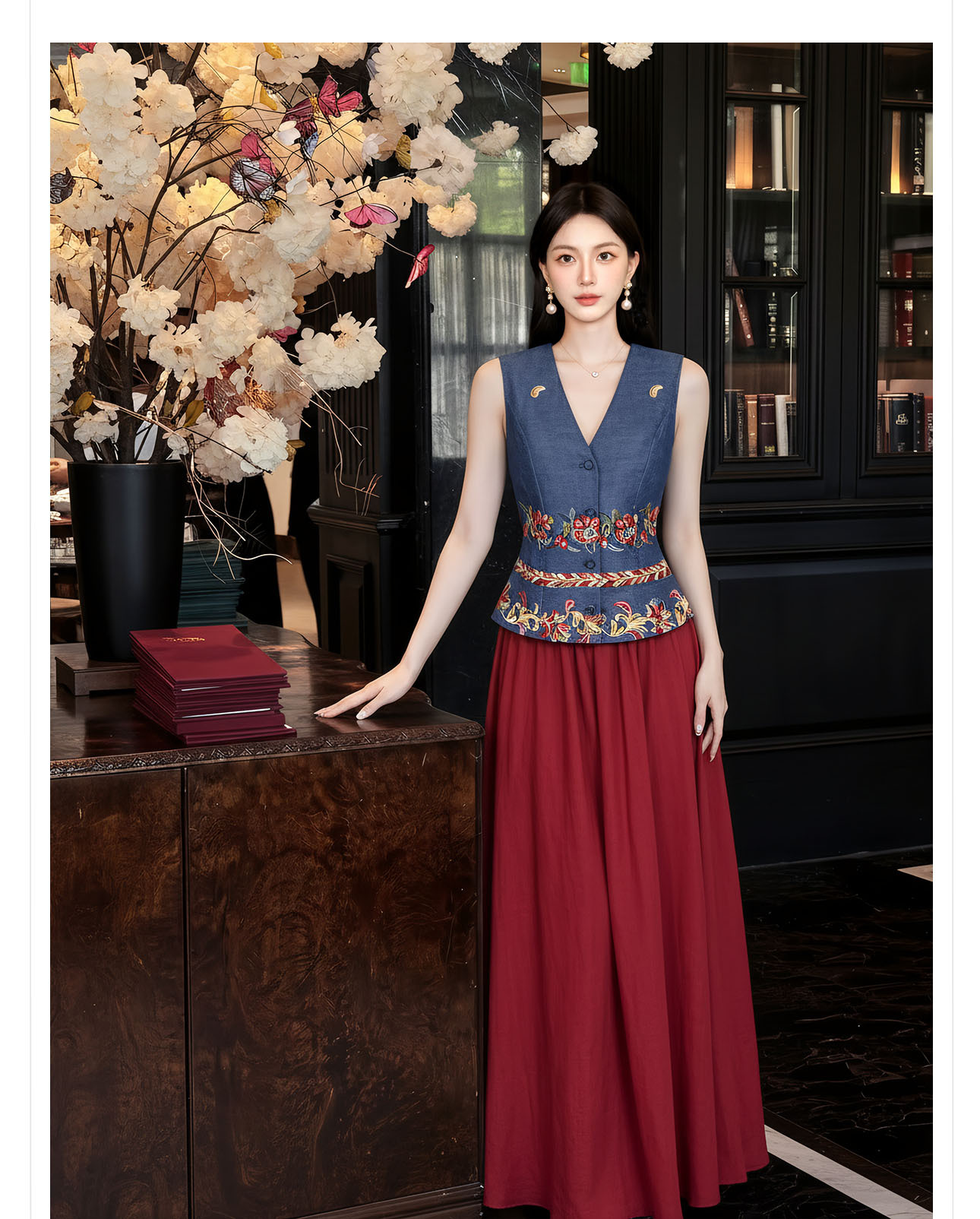 Bộ áo gile không tay và chân váy đỏ thêu hoa tân cổ điển — bộ đồ, nửa váy, Trang chủ chi tiết 7