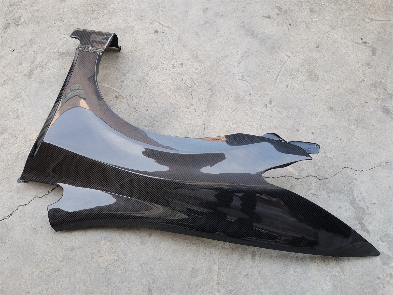 Suitable for Honda Civic FD2 fender modification with open hole wide body lightweight carbon fiber heat dissipation fender