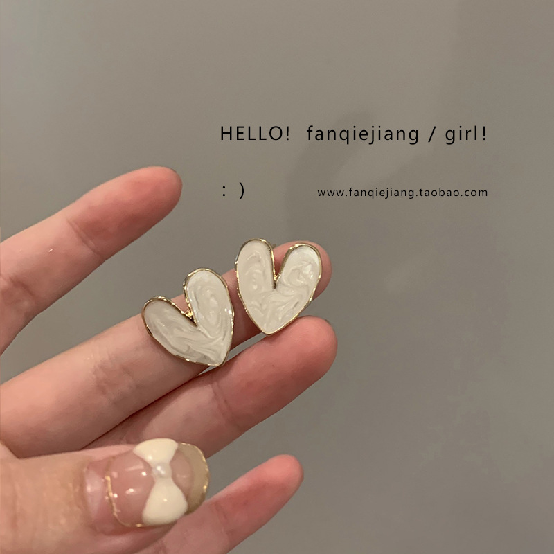 French retro love earrings-A451 gold