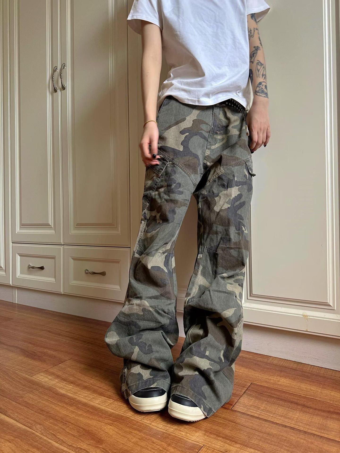 Washed Vintage Camouflage Jeans For Men, American High Street Style, Loose Straight Leg, Wide-Leg Cargo Pants With A_voghion.com