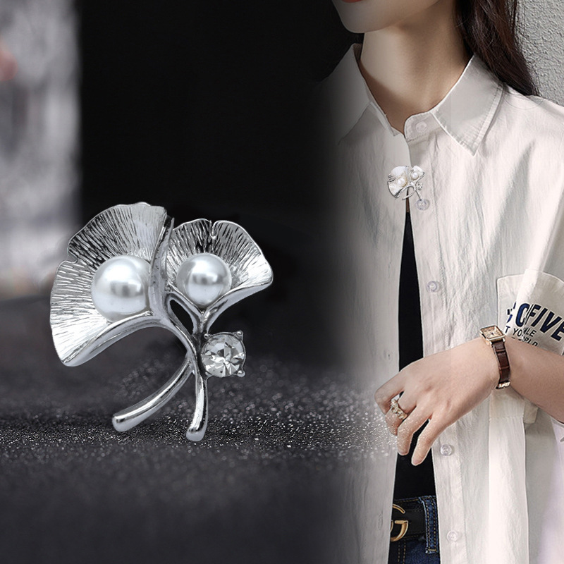 Brosche für Damen, Ginkgoblatt, Nischendesign, Corsage, Anti-Belichtungs-Dornschließe, Hemd, feste Kragennadel, Bekleidungszubehör_voghion.com