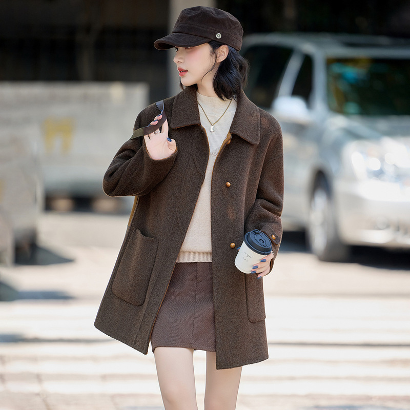 Double-Sided Sheep Wool Coat for Women, Autumn and Winter 2025, New Commuter Style, Elegant, Age-Reducing, Lapel, Loose, Casual Woolen Coat