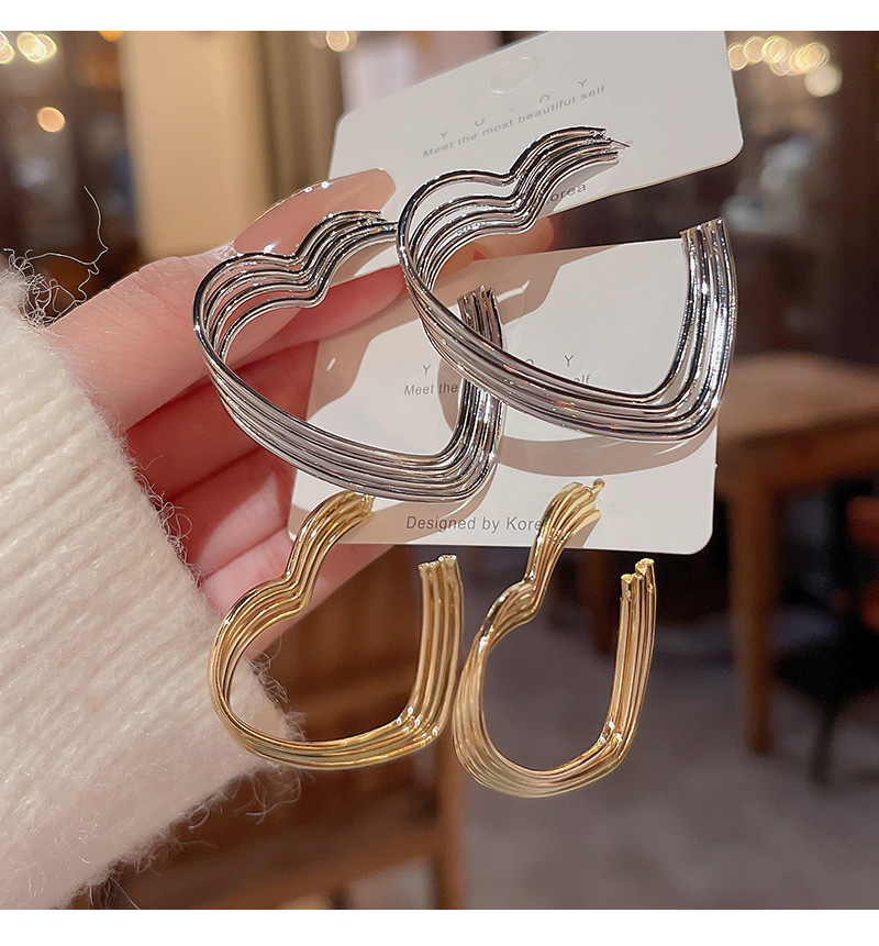 Exaggerated Heart Shape Alloy Plating Womenu0027S Ear Studs 1 Pair