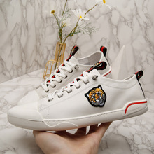 2023年春季新款男士板鞋潮流透气百搭套脚小白鞋韩版时尚休闲鞋男