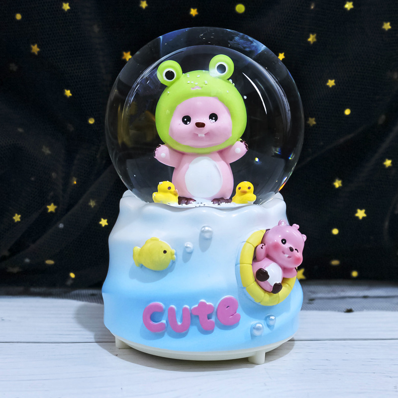Nueva bola de cristal de mapache rosa pequeña, nieve, caja de música luminosa, luz nocturna, caja de música de regalo, artesanía de una pieza