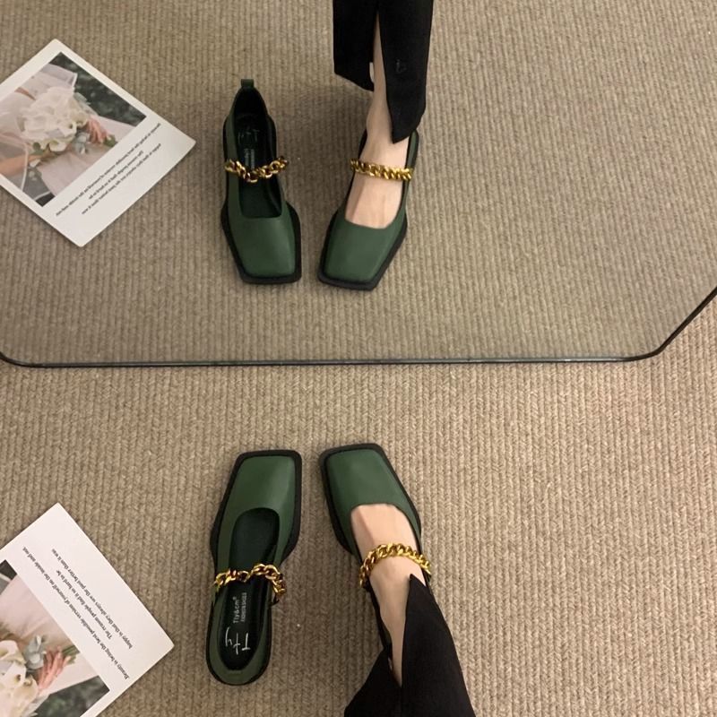 Metal Chain Square-Toe Soft-Soled Retro Loafers 2025 New British Style Versatile Elegant Mary Jane Leather Shoes_vogvips.com