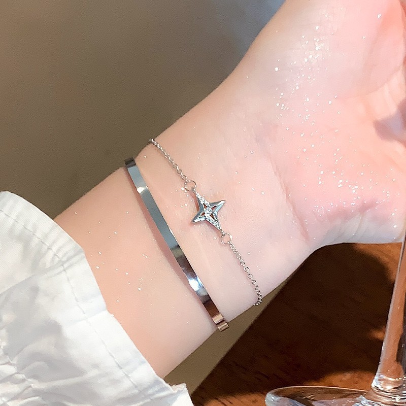 2025 ホットスタイルスーパーフラッシュジルコンブレスレット女性の絶妙なニッチハイエンドブレスレットシンプルで多用途のハンドジュエリー卸売|undefined