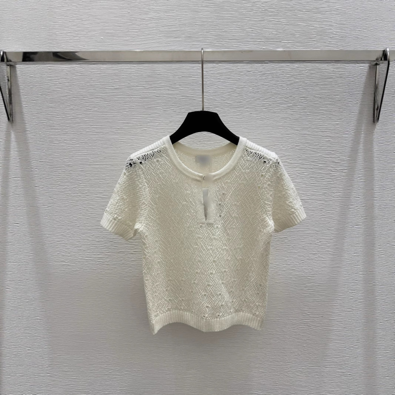 Shenzhen Nanyou Correct High Version Ch Home 25 Spring and Summer New Style Cut Out Hook Pattern Round Neck Short-Sleeved Knitwear Top for Women