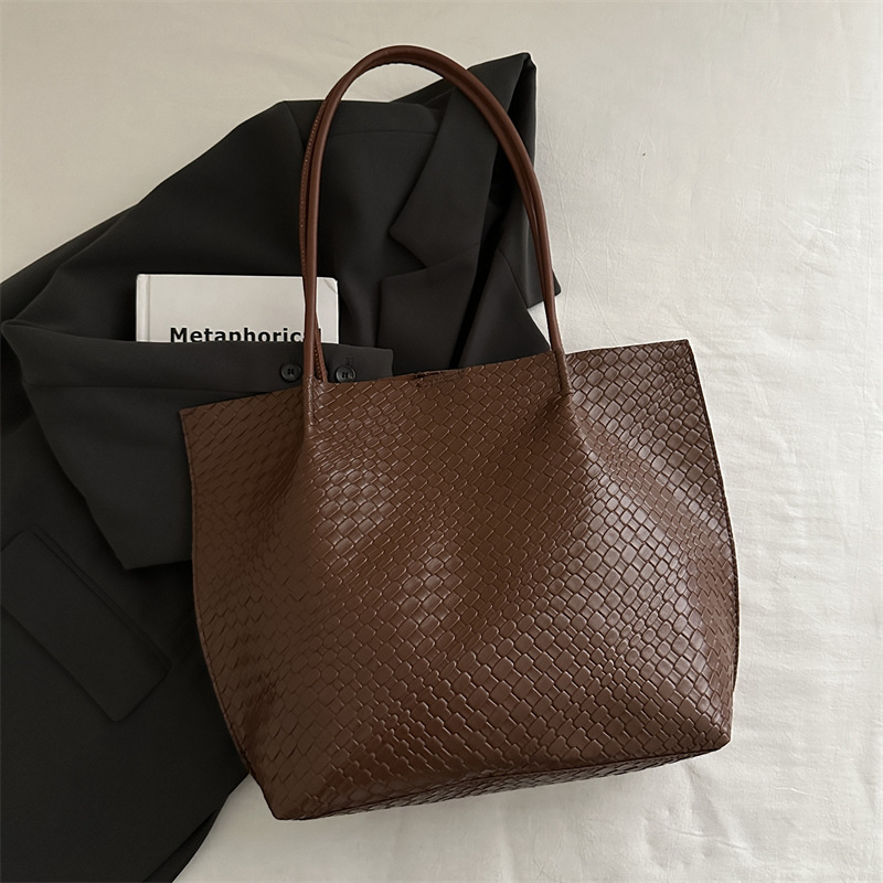 Retro versátil bolso de gran capacidad para mujeres 2024 nueva moda otoño invierno tejido moda tote bolso de hombro de alta calidad
