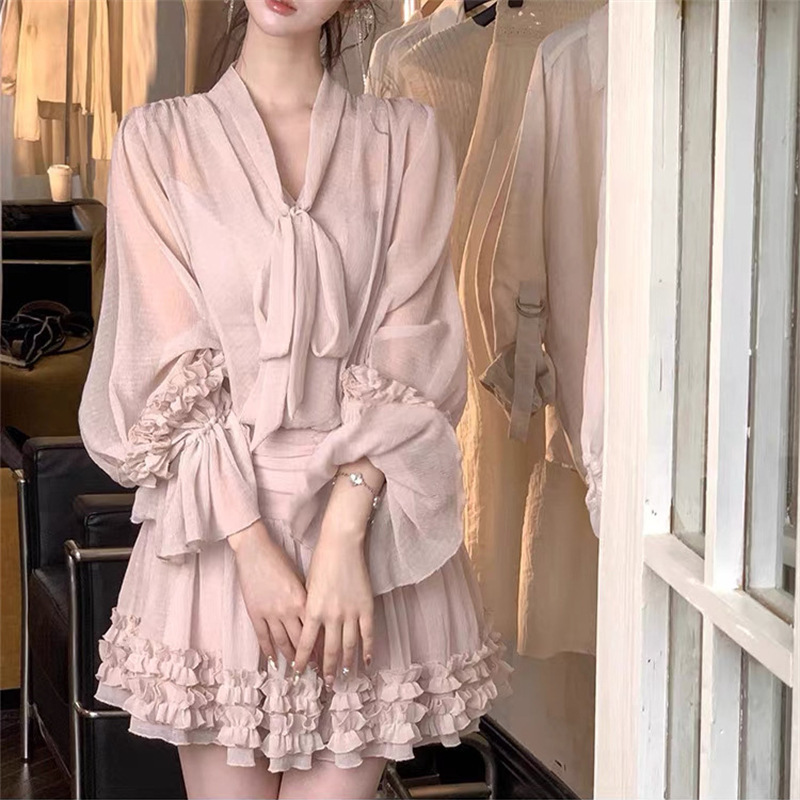 25 Autumn Wholesale In-Stock Elegant Lady Commuter Gentle White Moonlight Fairy Silk Drape Ruffle Short Dress