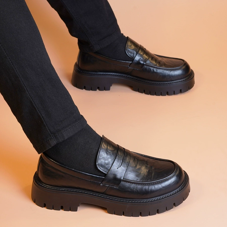 Мужские кожаные туфли на весну и осень, слипоны, повседневные, с большим носком, деловые, свадебные, в гонконгском стиле, на толстой подошве, модные, универсальные лоферы.