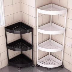トイレの棚が床に落ちています。
