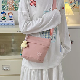 女士斜挎包;休闲背包;女士单肩包