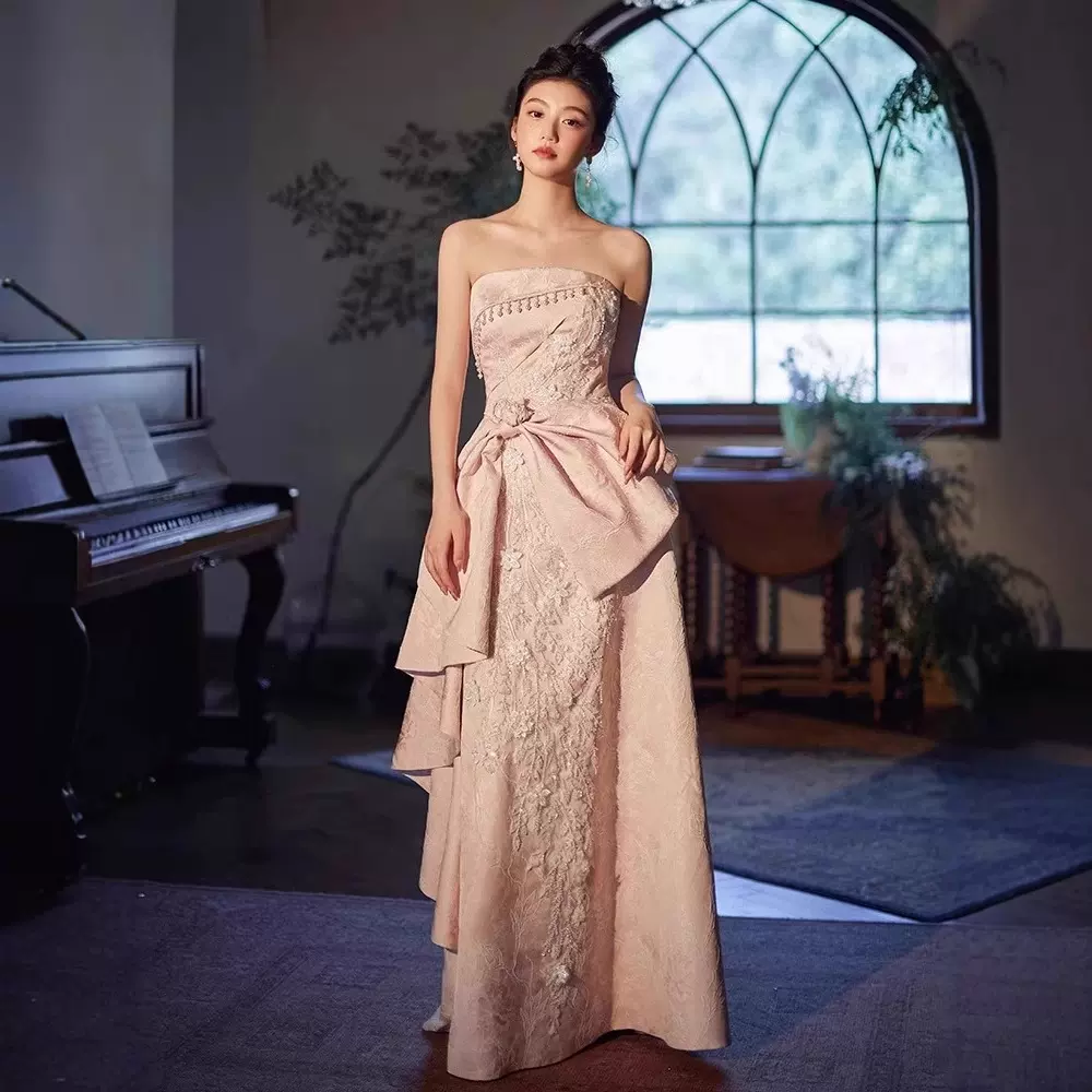 粉色晚礼服女2025新款年会学生日成人礼订婚抹胸鱼尾裙新娘礼服春