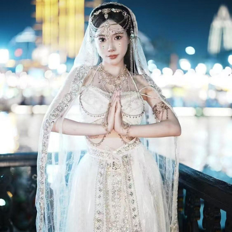 화이트 공주 정장 + 액세서리