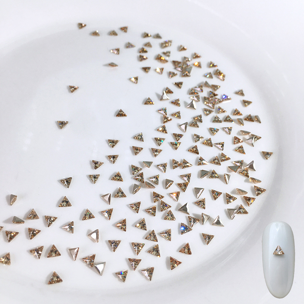 Champagne-5A inverted zircon [3mm triangle]]