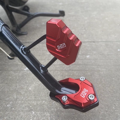 Suitable for Suzuki motorcycle modification excellent UE125/UU/UY enlarged widened temple pad auxiliary pedal accessories