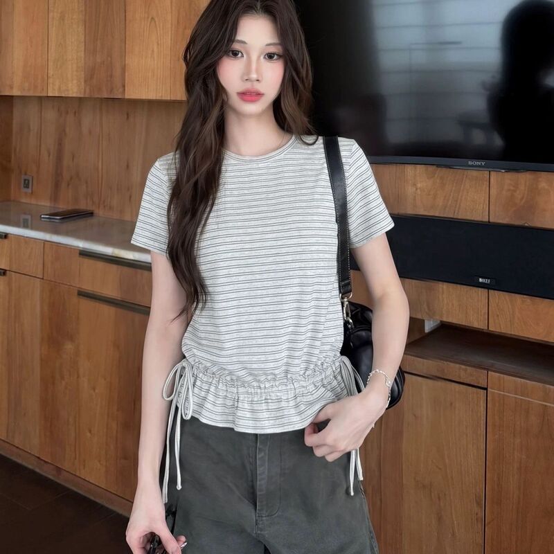 Korean-Style Super Stylish Ruffled Hem Short-Sleeve T-Shirt for Women, 2026 Summer New Striped Top with Unique Design