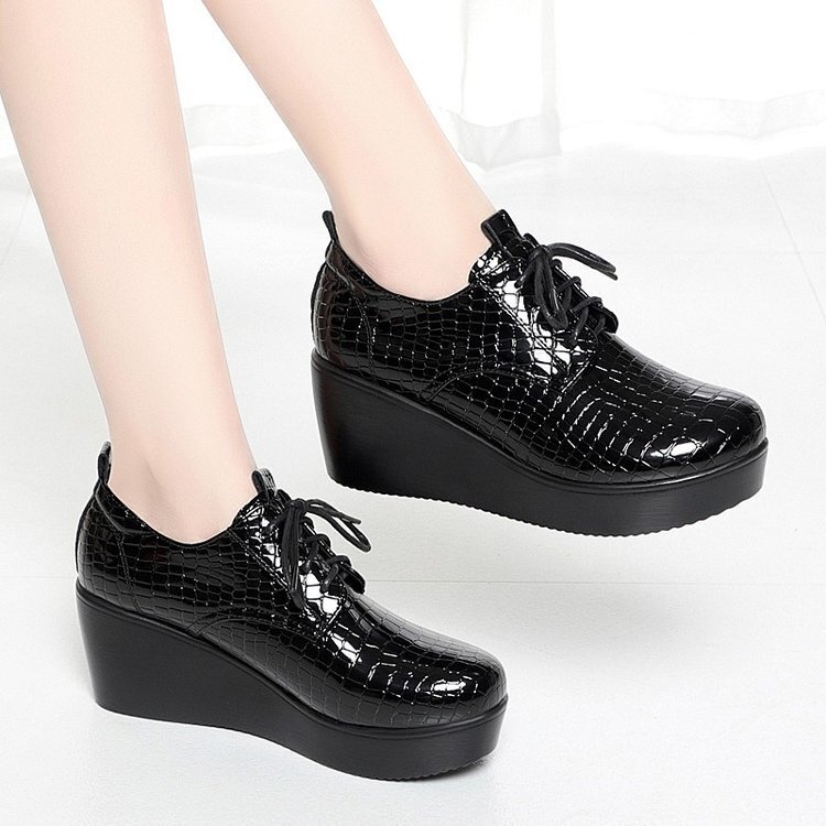 2025 Spring and Summer New Foreign Trade Large Size Thick-Soled Soft-Soled Women's Shoes Non-Slip Wedge High-Heeled Leather Shoes Cross-Border Foreign Trade 2025 Spring and Summer New Foreign Trade Large Size Thick-Soled Soft-Soled Women's Shoes Non-Slip Wedge High-Heeled Leather Shoes Cross-Border Foreign Trade