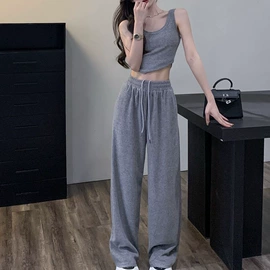 女式T恤;连衣裙;女式卫衣