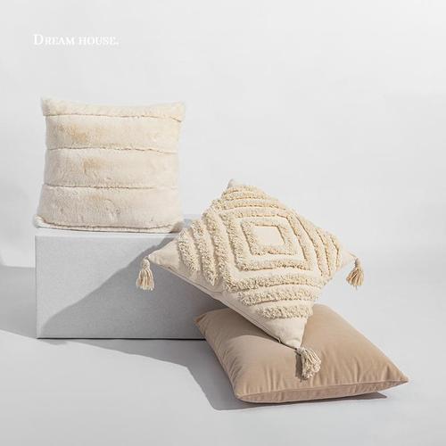 Modern Nordic Alien Poppy Throw Pillow for Living Room Sofa and Bedroom Balcony Plush Cushion Wholesale