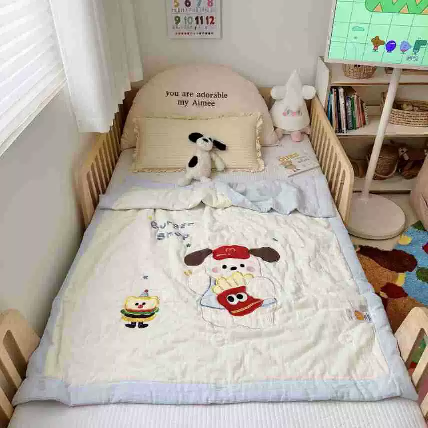 Children's cartoon duvet for kindergarten