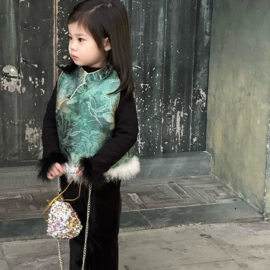 童毛衣;童T恤;普通外套