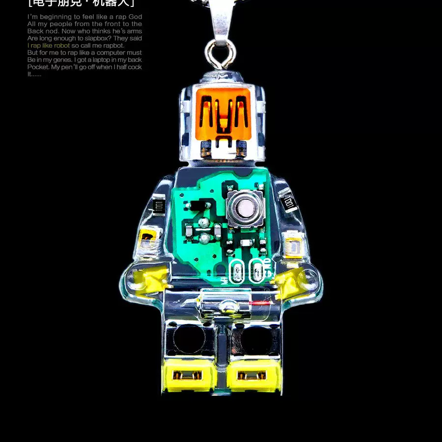 mochi原创赛博朋克人仔男生项链挂件高端秋冬卫衣吊坠情侣钥匙扣