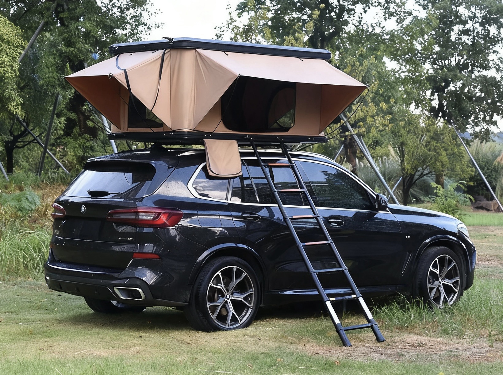 Outdoor Barbecue Adventure Aluminum Shell Helicopter Roof Tent Suv Car Mountain Camping Vehicle-Mounted Camping Tent